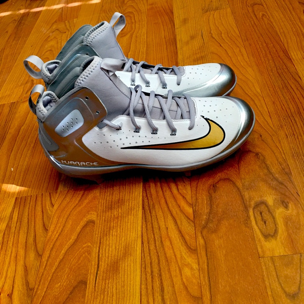 Nike Huarache Baseball Cleats